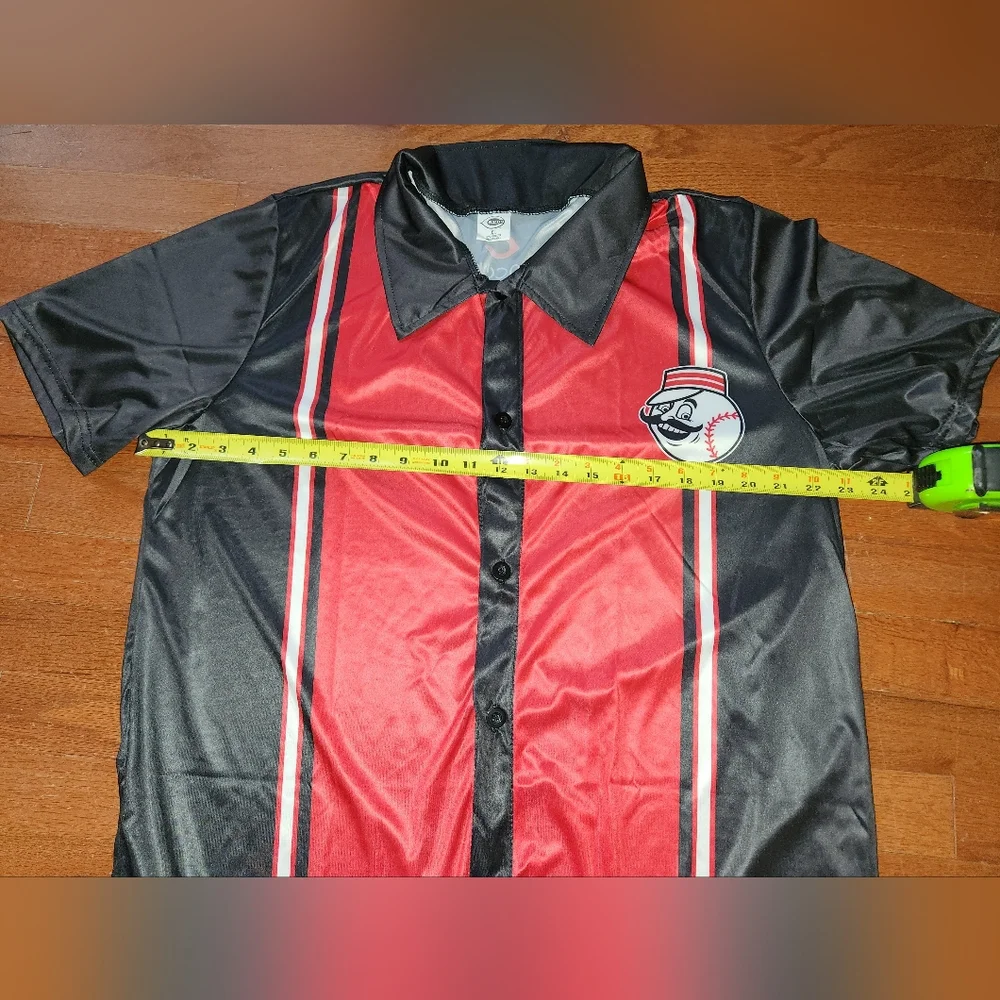 Cincinnati Reds - Picture 4 of 6